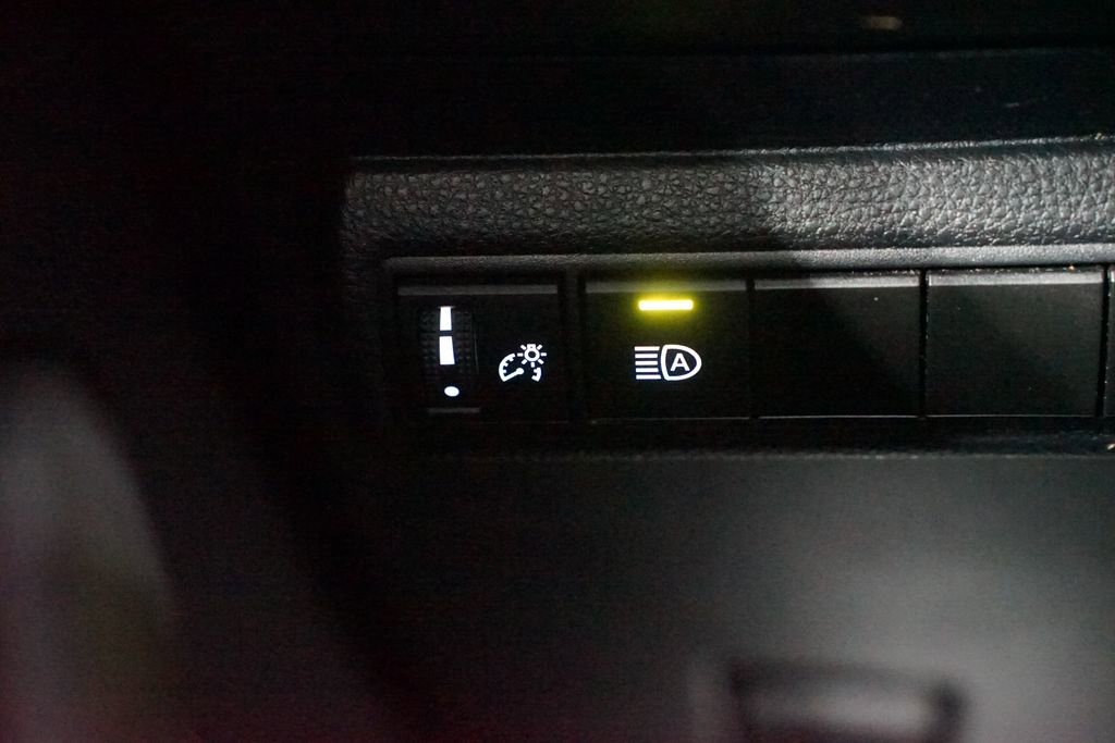 Certified 2024 Toyota Corolla LE image 22