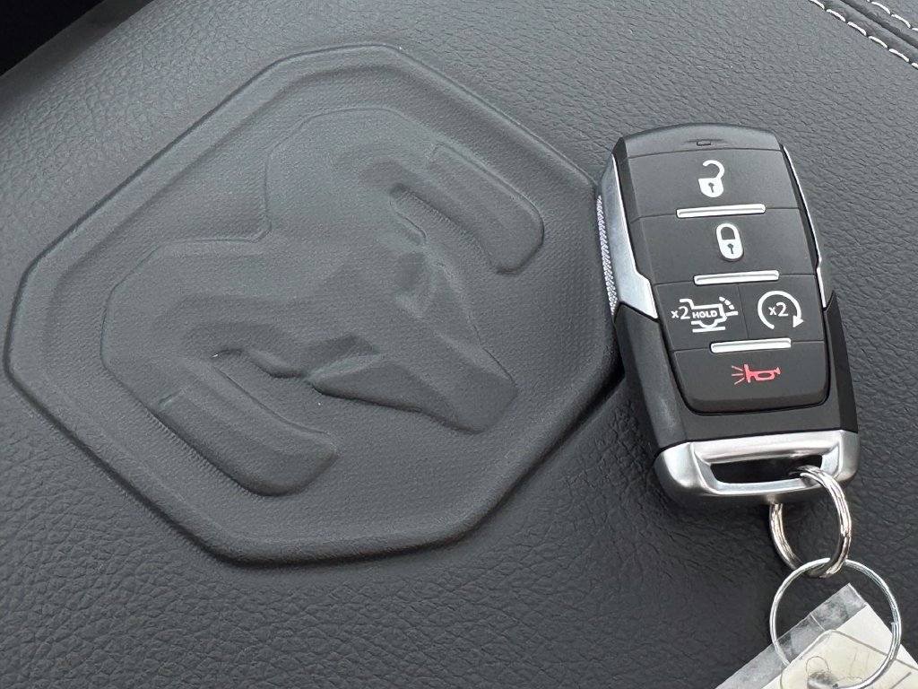 New 2027 RAM 1500 Laramie AWD/4WD image 32