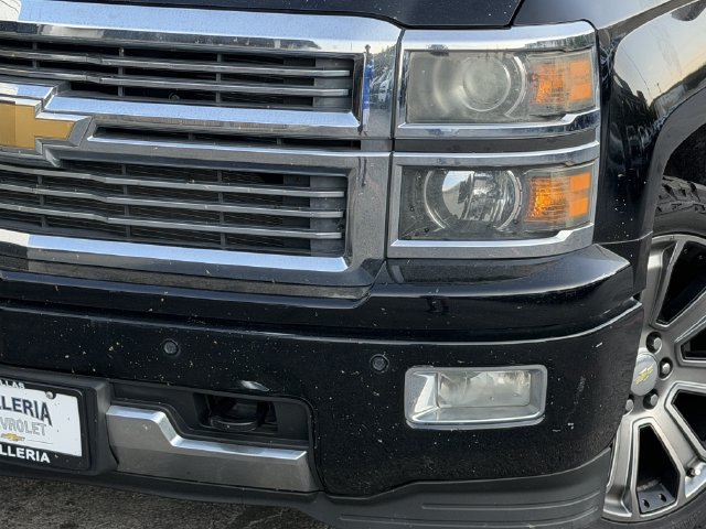 Used 2015 Chevrolet Silverado 1500 High Country w/ High Country Premium Package RWD image 11