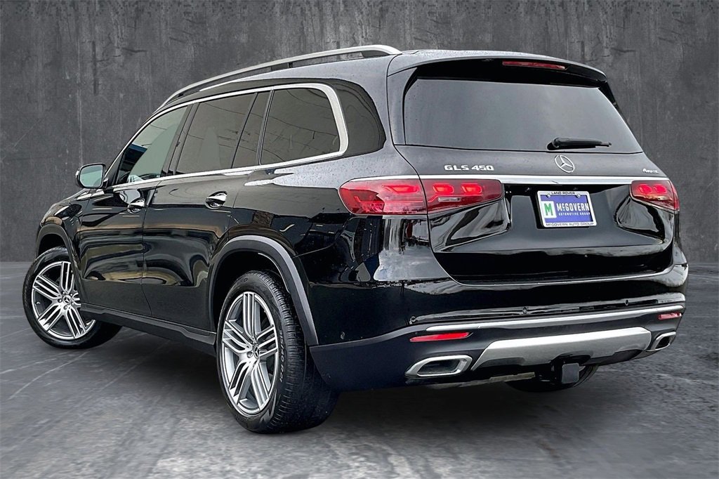 Used 2024 Mercedes-Benz GLS 450 4MATIC image 4