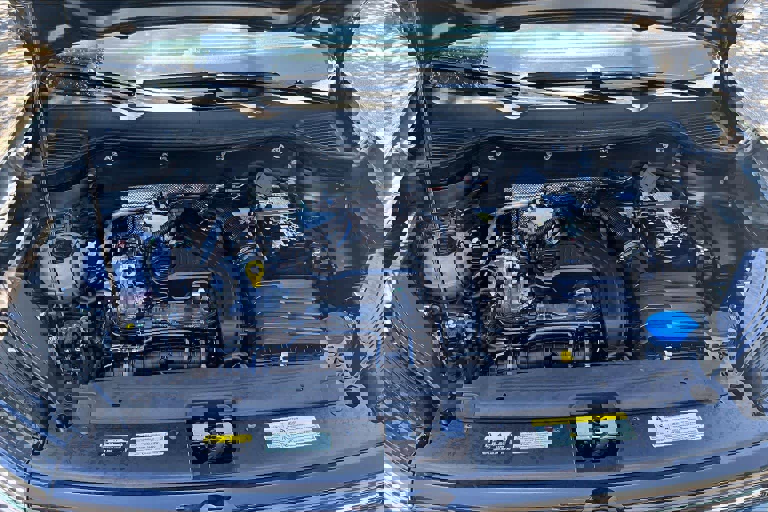 Used 2025 Volkswagen Taos SE w/ Black Wheel Package FWD image 30