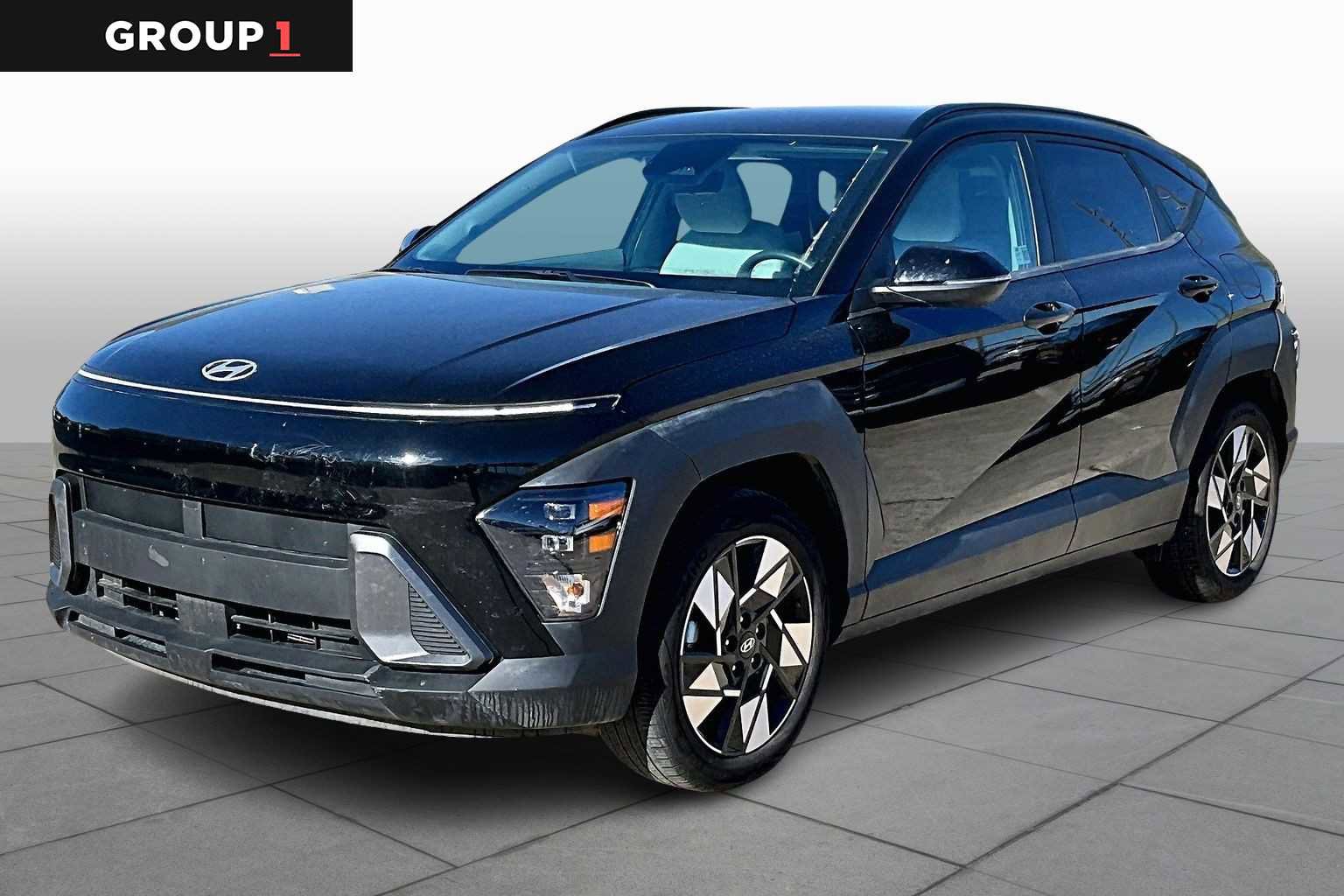 Used 2025 Hyundai Kona SEL image 1