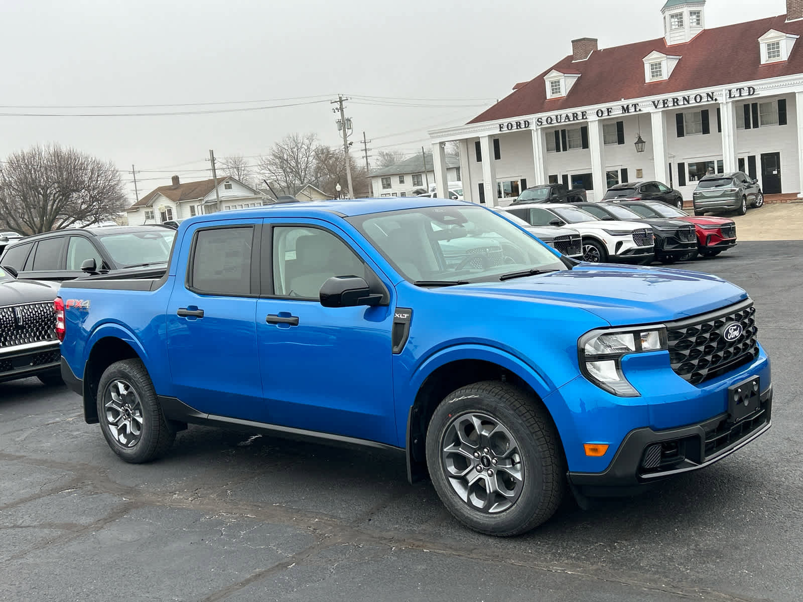 New 2026 Ford Maverick XLT w/ XLT Luxury Package image 3