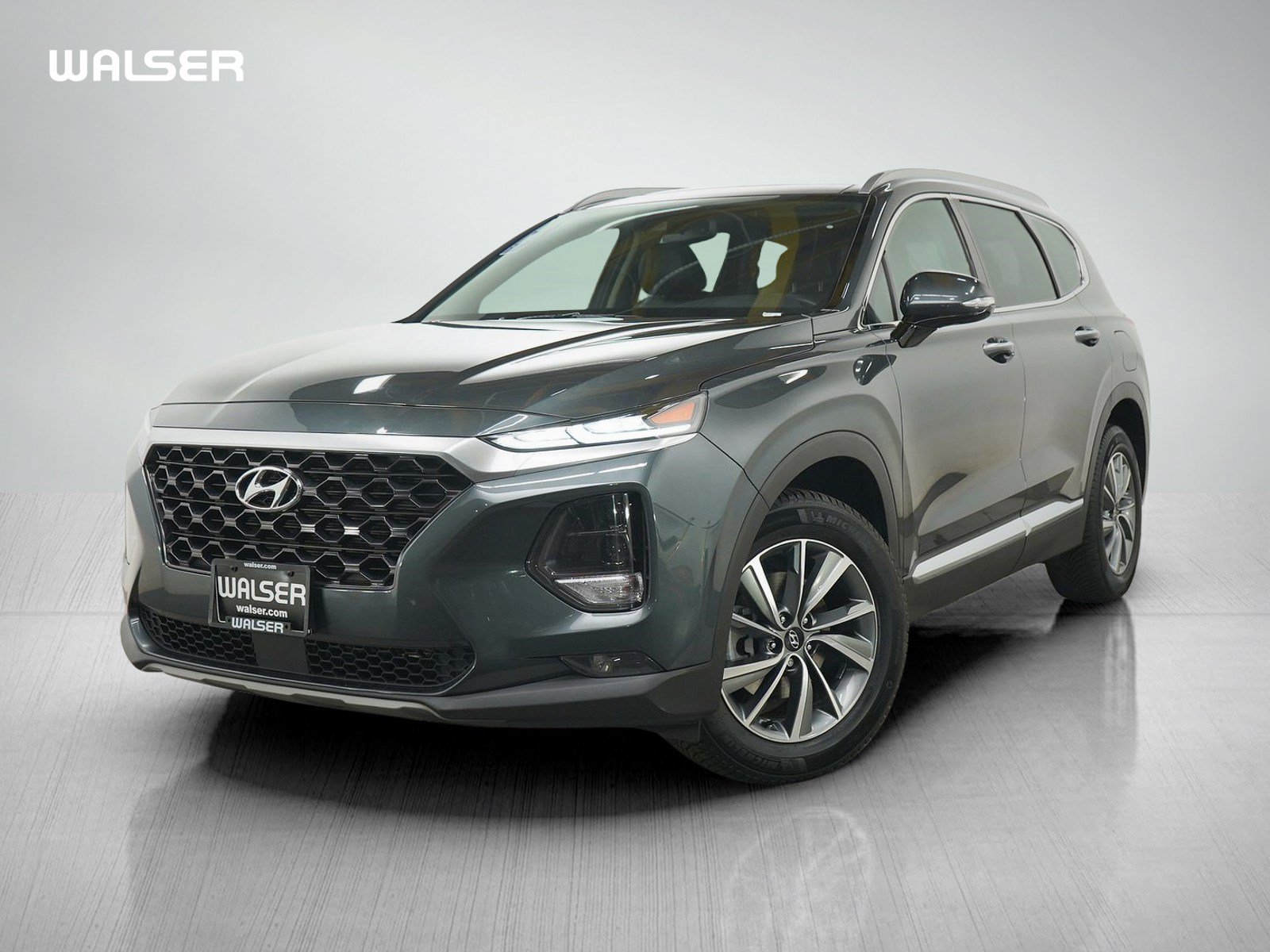 Used 2019 Hyundai Santa Fe Limited AWD/4WD image 1