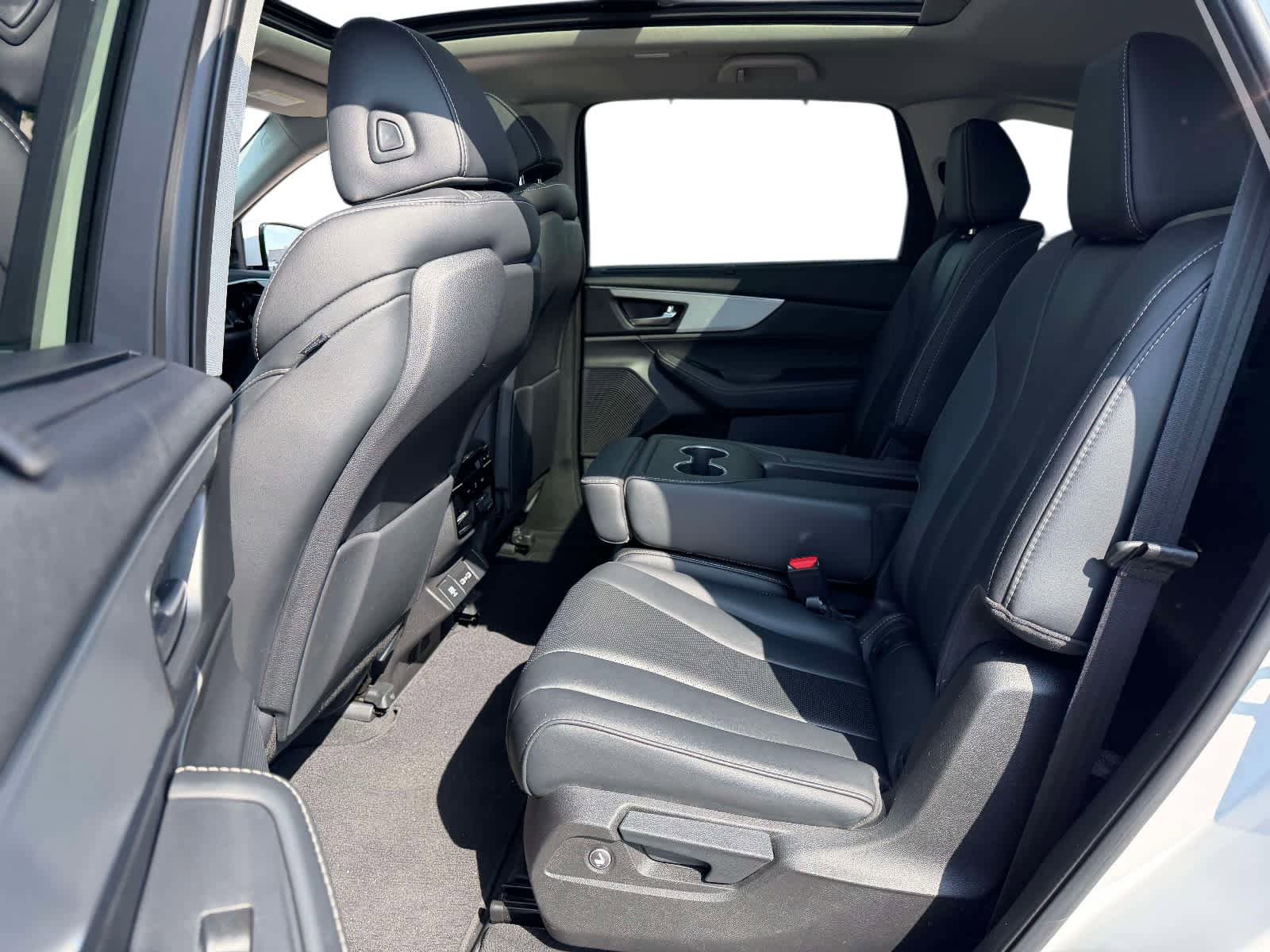 Used 2023 Acura MDX SH-AWD w/ Technology Package image 15