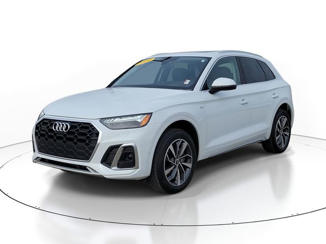 Used 2022 Audi Q5 2.0T Prestige w/ Prestige Package image 3