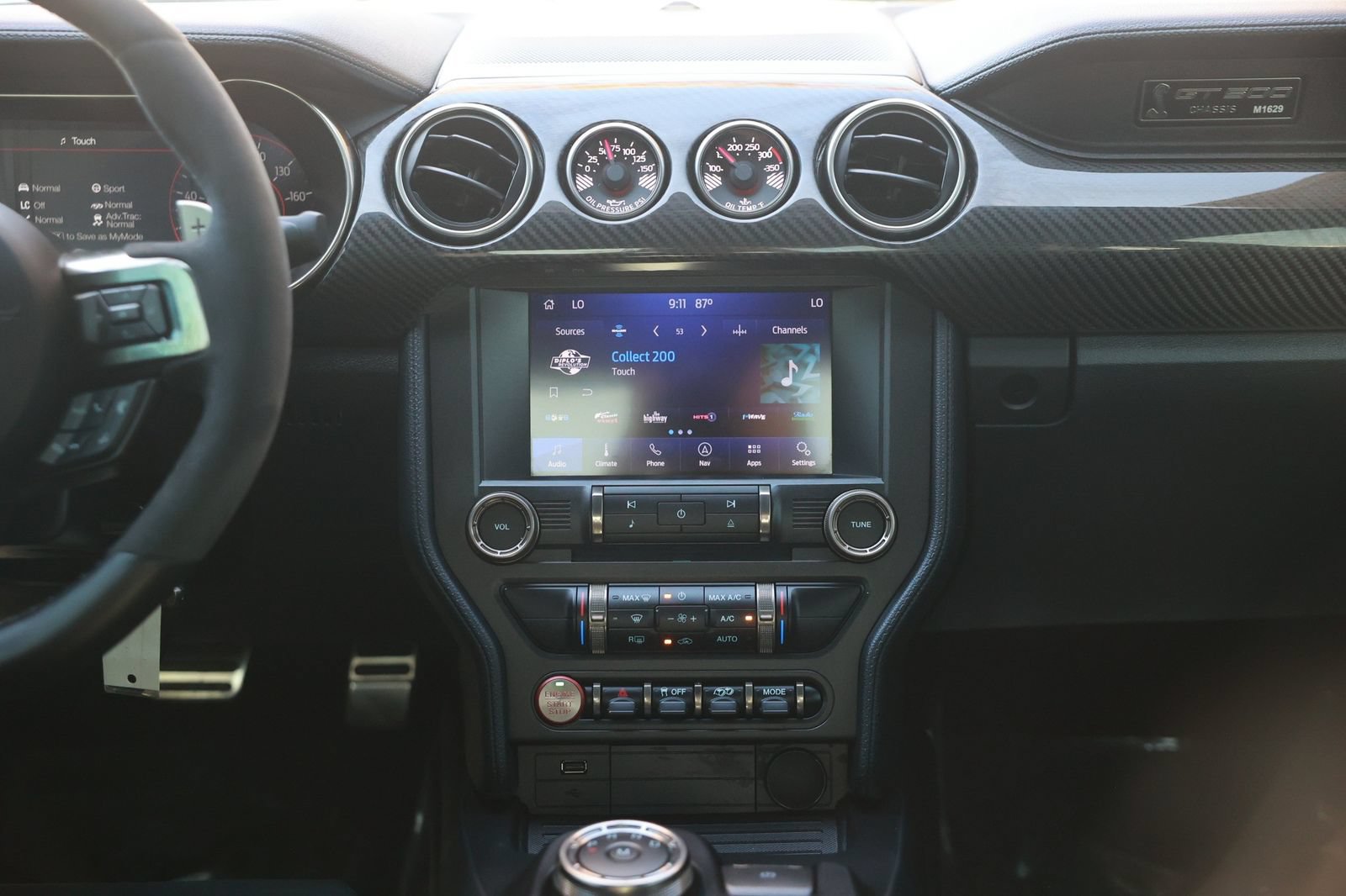 Used 2021 Ford Mustang Shelby GT500 w/ Technology Package RWD image 37