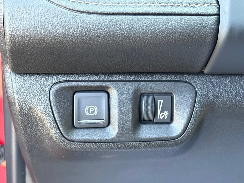 Used 2023 GMC Acadia SLE FWD image 19