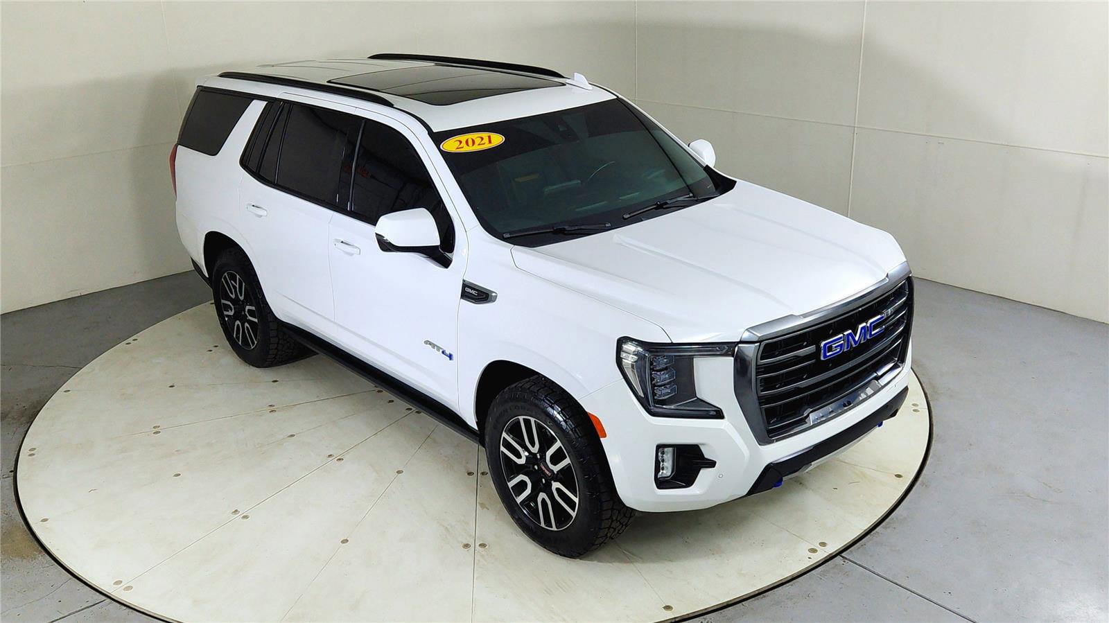 Used 2021 GMC Yukon AT4 w/ AT4 Premium Plus Package image 13