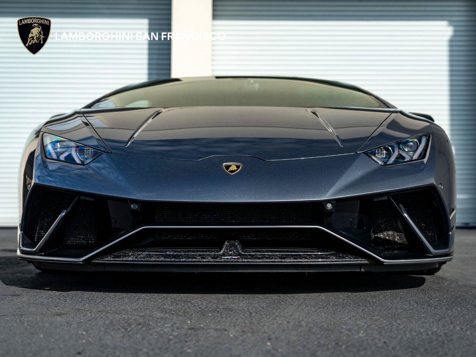 Used 2018 Lamborghini Huracan Performante AWD/4WD image 21