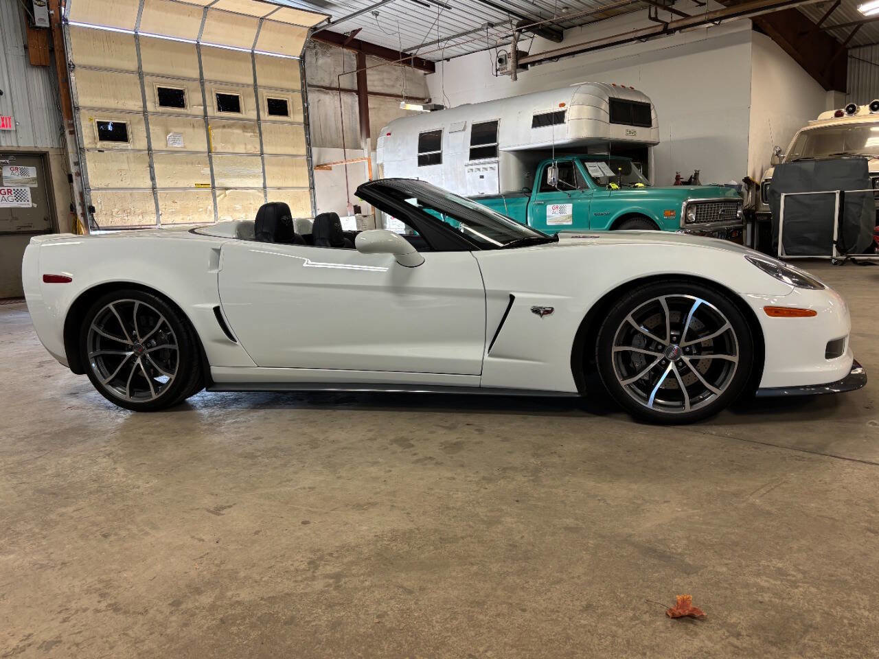 Used 2013 Chevrolet Corvette 427 w/ 1SC Preferred Equipment Group RWD image 35