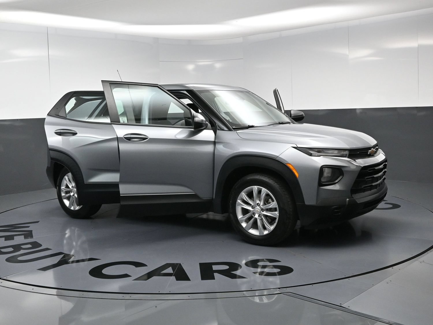 Used 2023 Chevrolet TrailBlazer LS FWD image 24