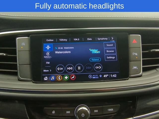 Used 2023 Buick Enclave Essence image 16