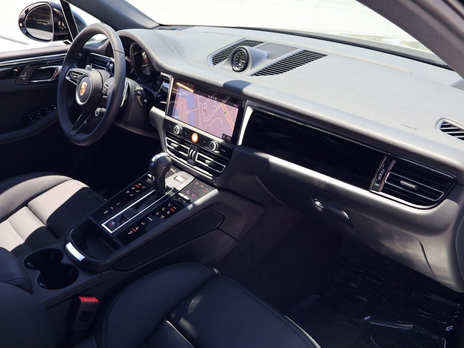 New 2026 Porsche Macan S AWD/4WD image 25