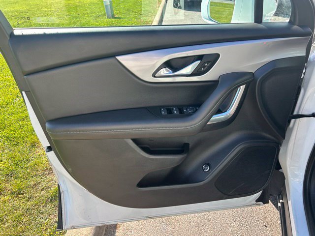 Used 2022 Chevrolet Blazer LT FWD image 11
