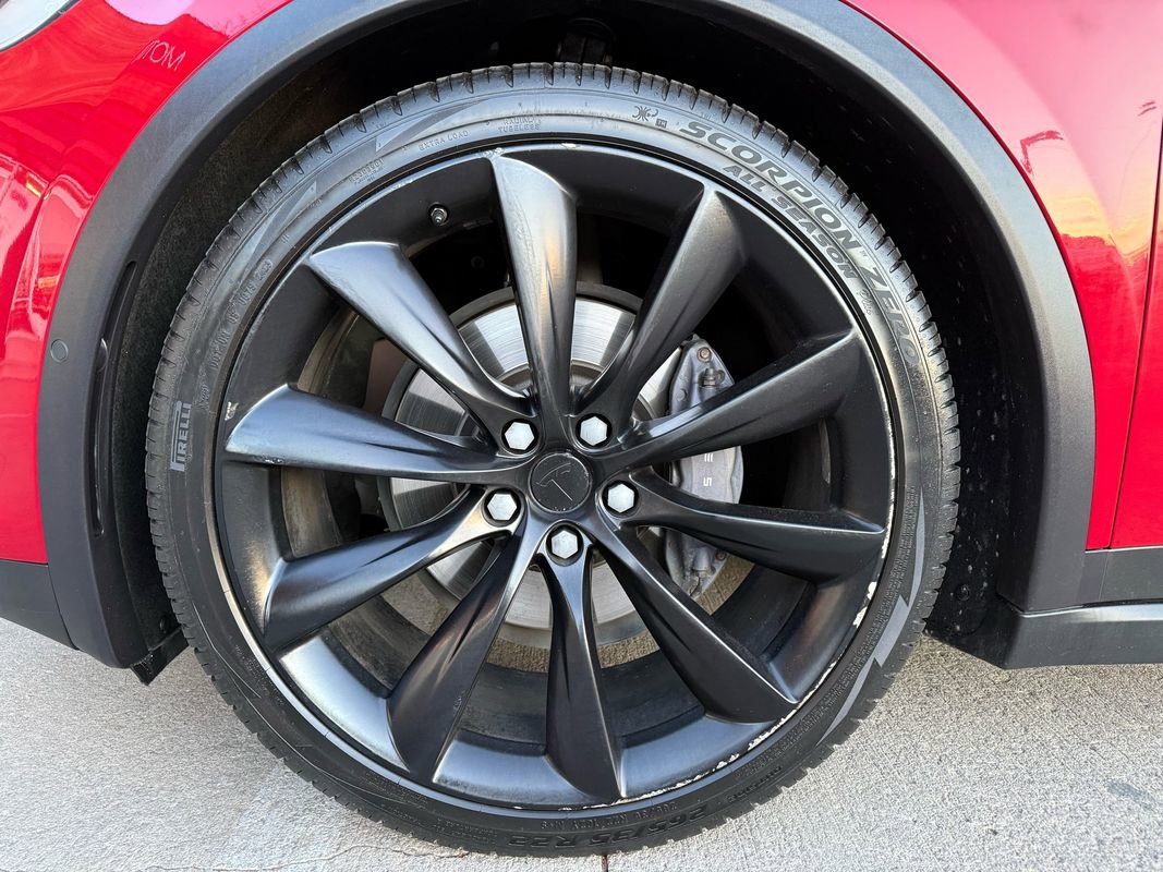 Used 2016 Tesla Model X 75D image 41