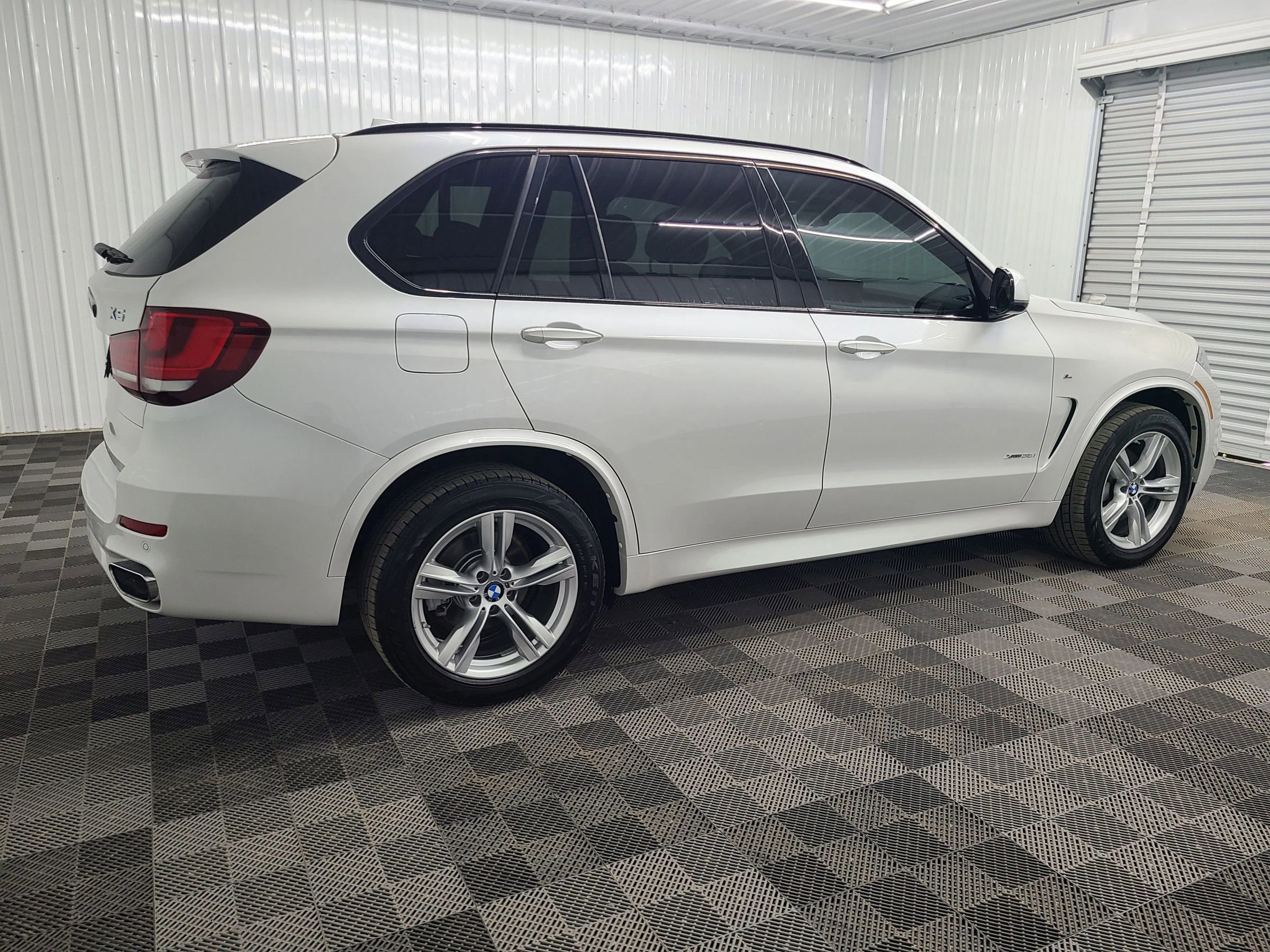 Used 2016 BMW X5 xDrive35i image 12