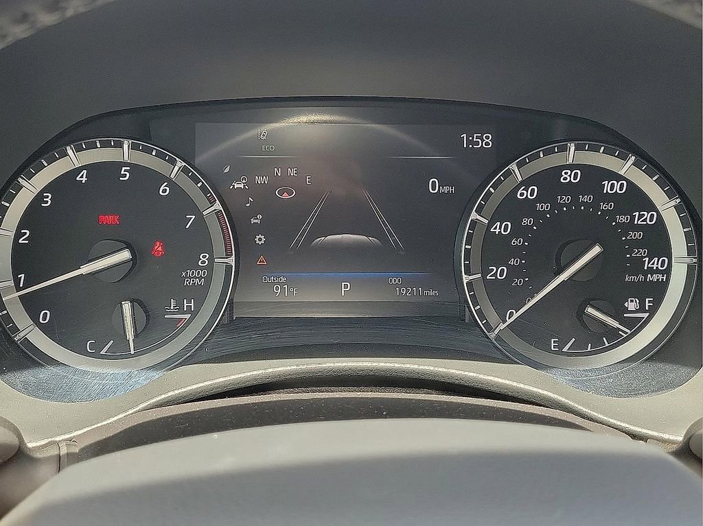 Used 2021 Toyota Highlander Limited FWD image 17
