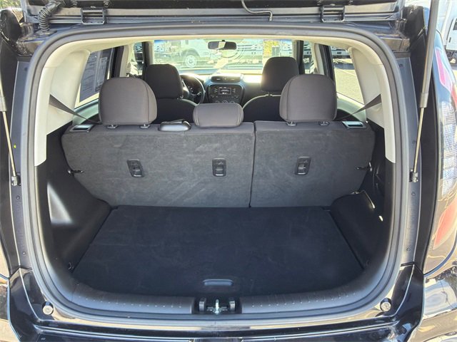 Used 2017 Kia Soul image 18
