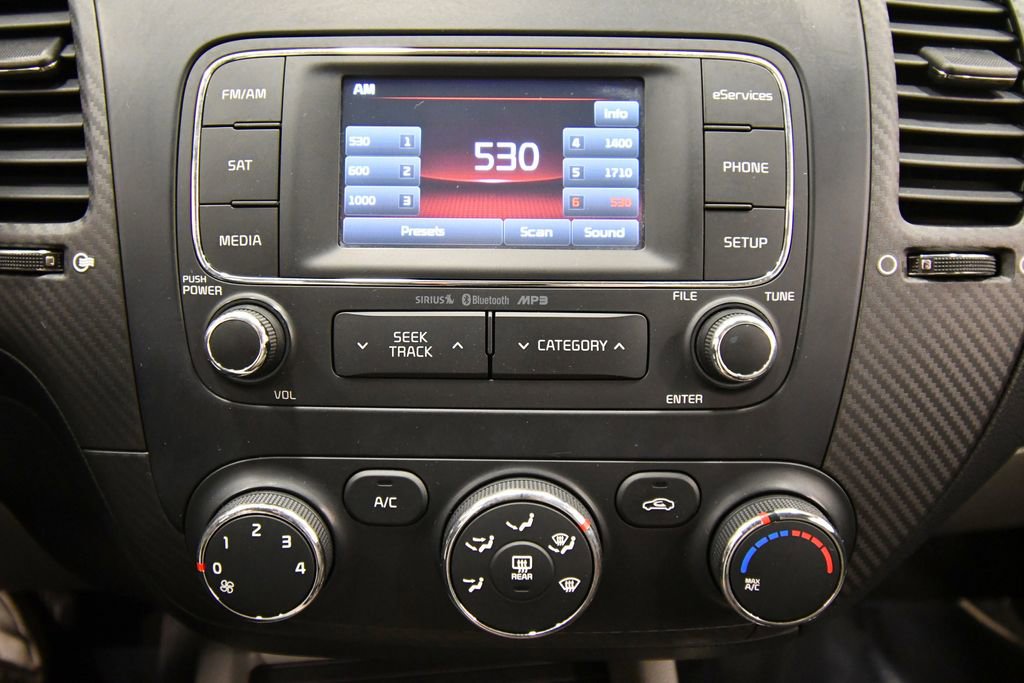 Used 2014 Kia Forte EX image 20