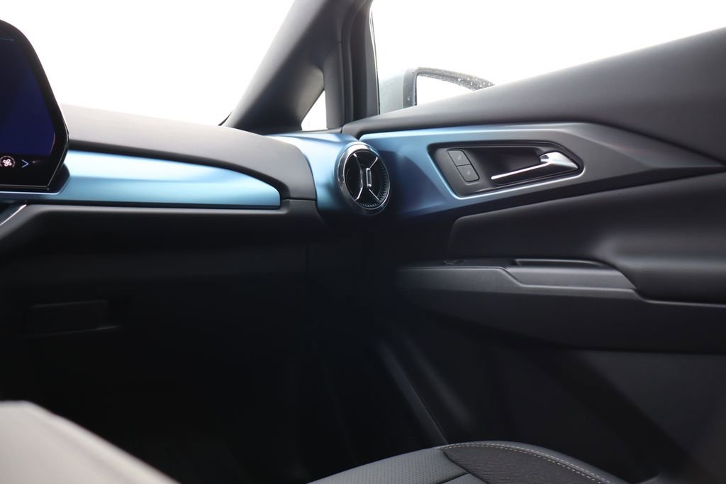 New 2026 Chevrolet Equinox EV LT image 39