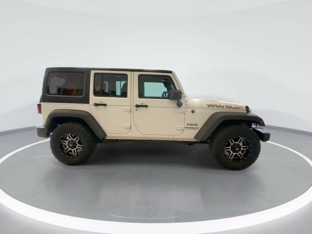 Used 2017 Jeep Wrangler Unlimited Sport w/ Connectivity Group AWD/4WD image 9