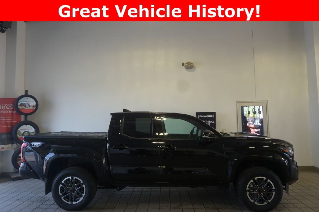 Used 2025 Toyota Tacoma TRD Sport w/ TRD Sport Premium Package AWD/4WD image 2