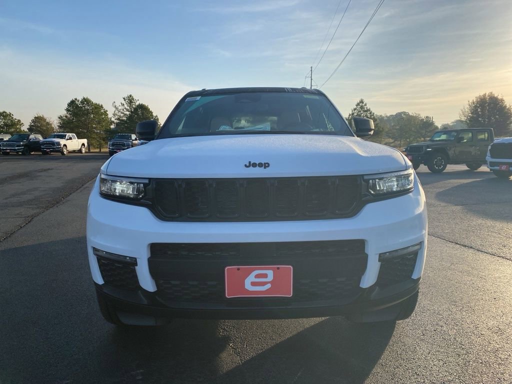 New 2025 Jeep Grand Cherokee L Limited image 2