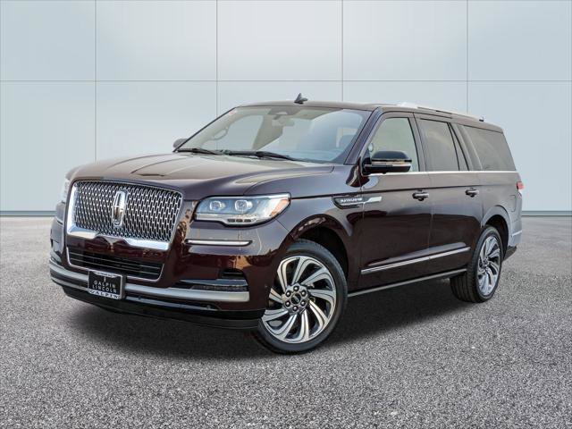 Used 2024 Lincoln Navigator L Reserve image 1