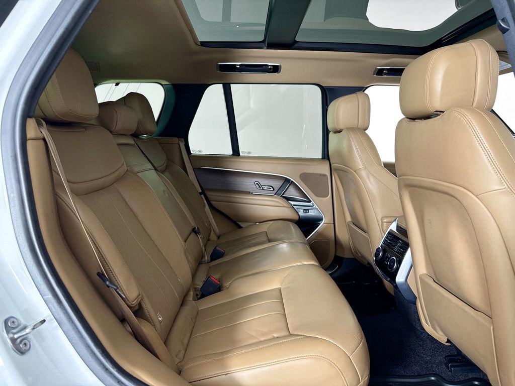 Used 2023 Land Rover Range Rover SE AWD/4WD image 15