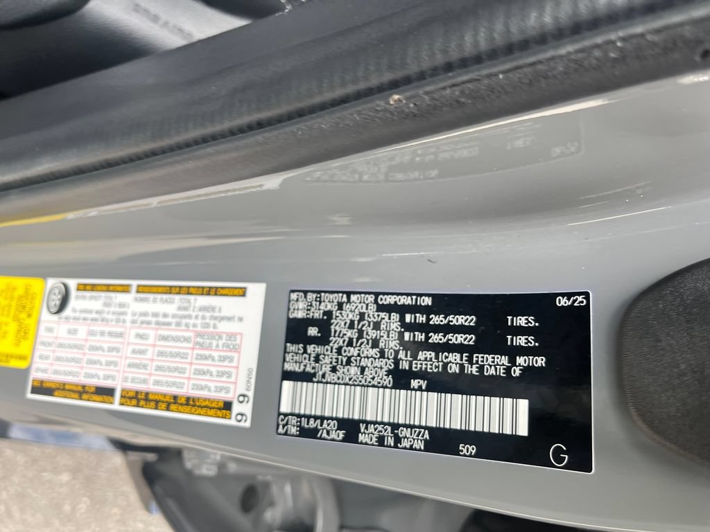 Used 2025 Lexus GX 550 w/ Accessory Package (Z1) AWD/4WD image 33
