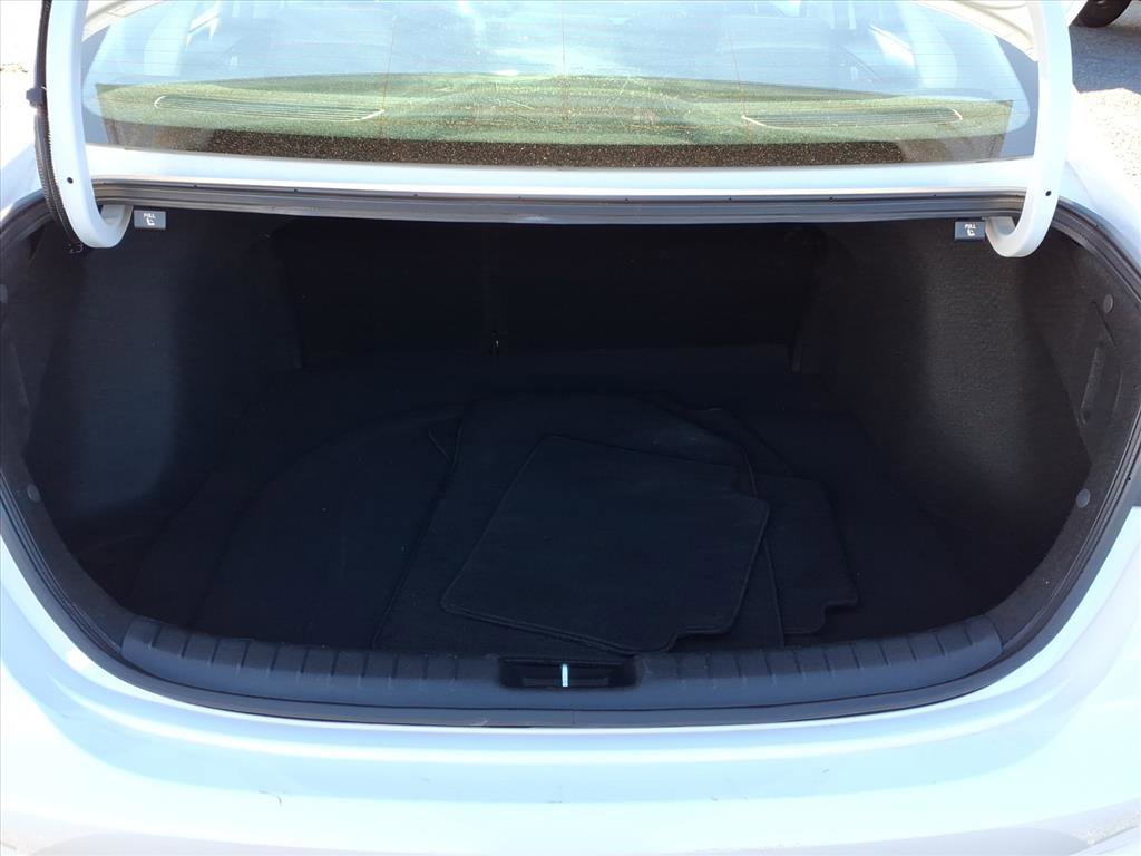 Used 2024 Kia Forte LXS image 7