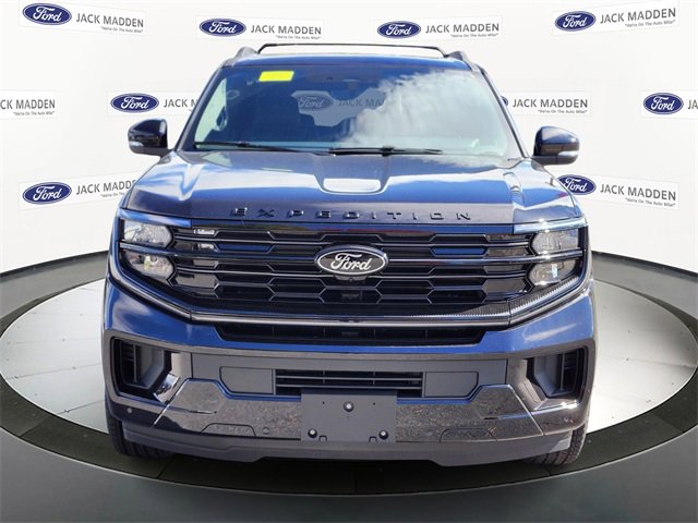 New 2025 Ford Expedition Max Platinum w/ Stealth Performance Package image 8