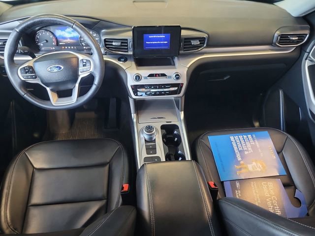 Used 2023 Ford Explorer XLT w/ Equipment Group 202A image 11
