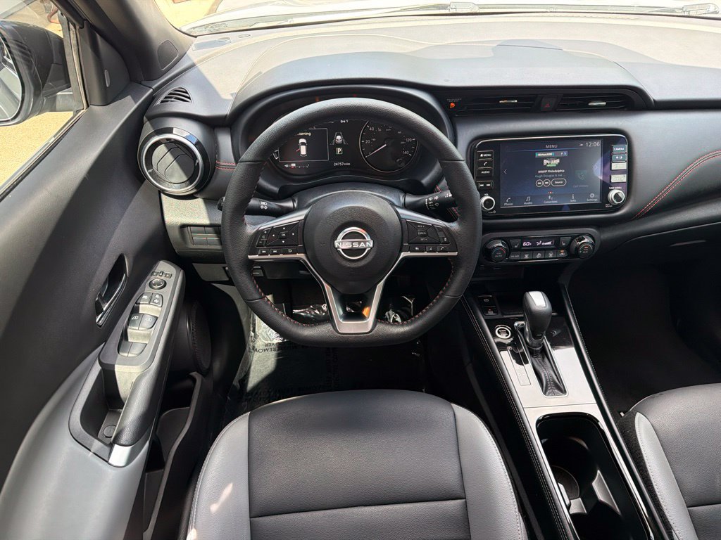 Used 2024 Nissan Kicks SR w/ SR Premium Package FWD image 6