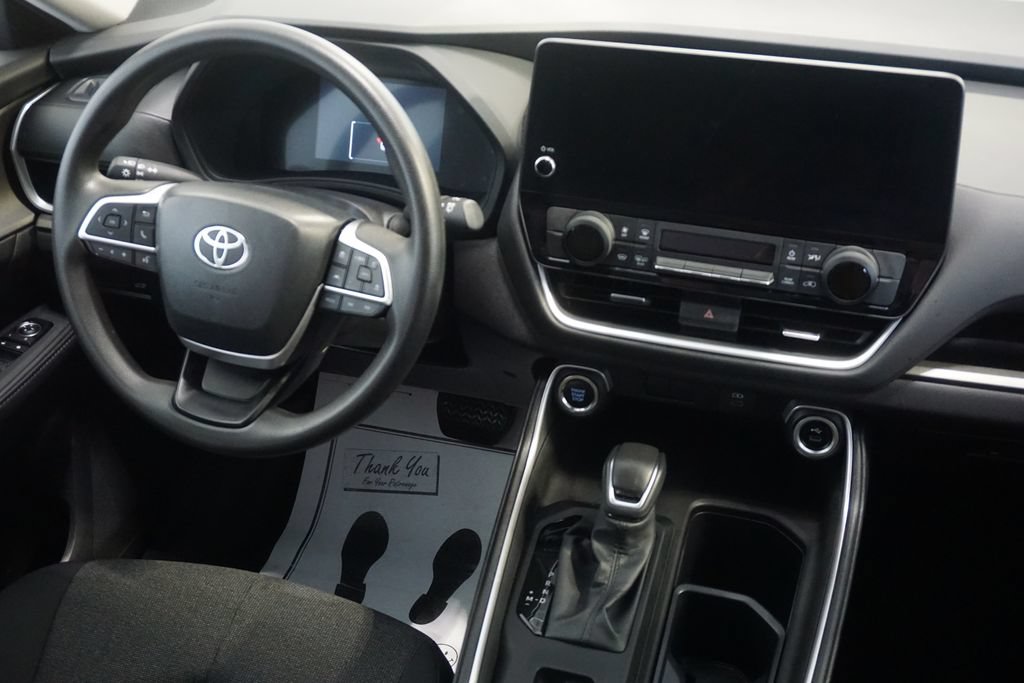 Certified 2025 Toyota Grand Highlander FWD image 29