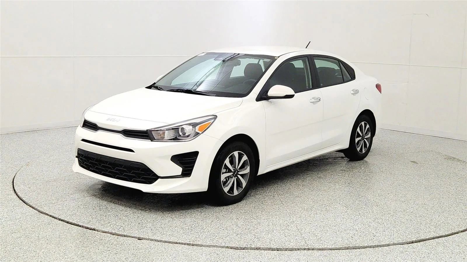 Used 2023 Kia Rio S w/ Technology Package image 3