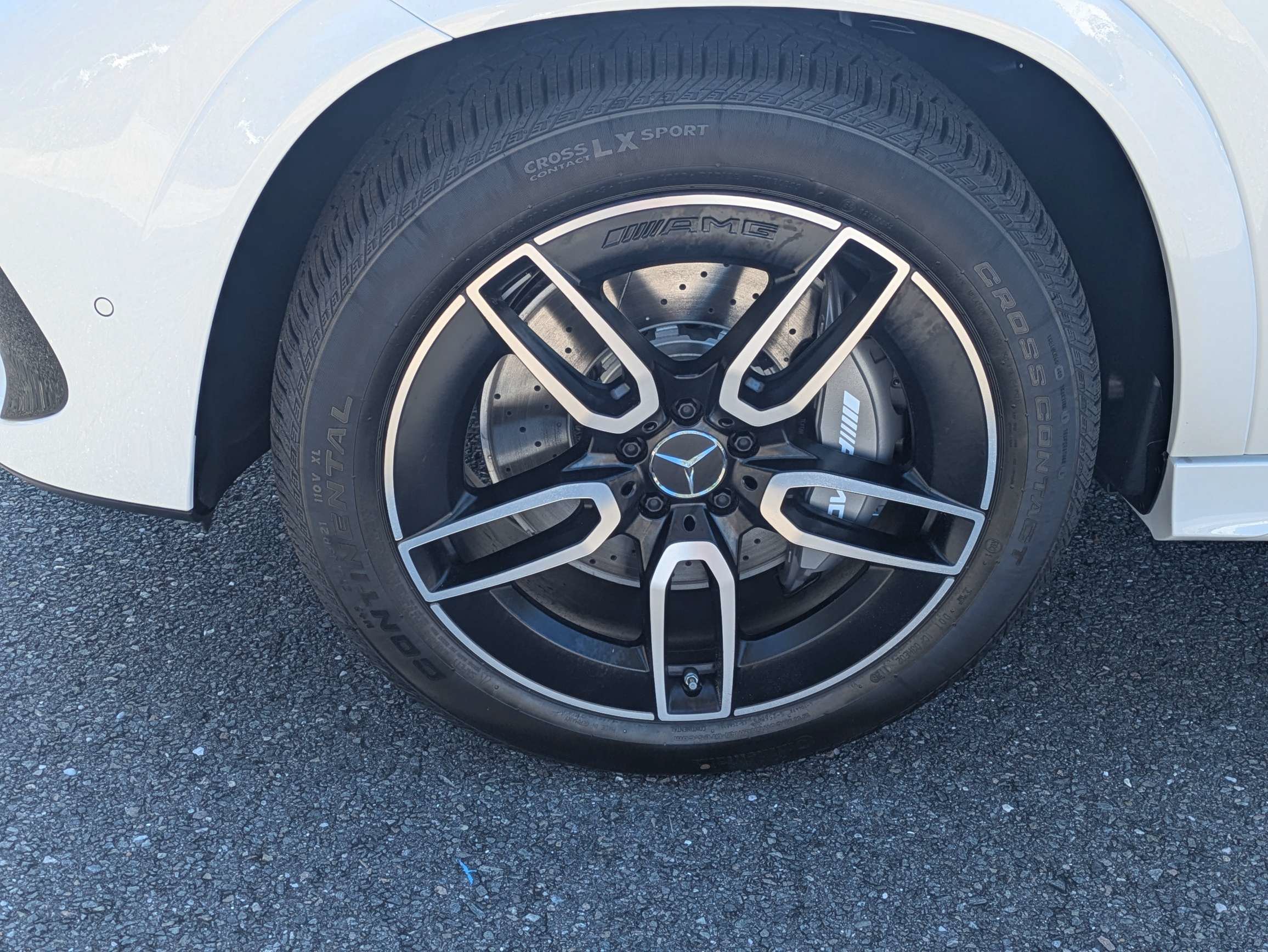 New 2027 Mercedes-Benz GLE 53e AMG 4MATIC Coupe image 11