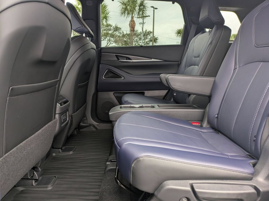 New 2026 INFINITI QX60 Sport w/ Dark Cargo Package AWD/4WD image 16