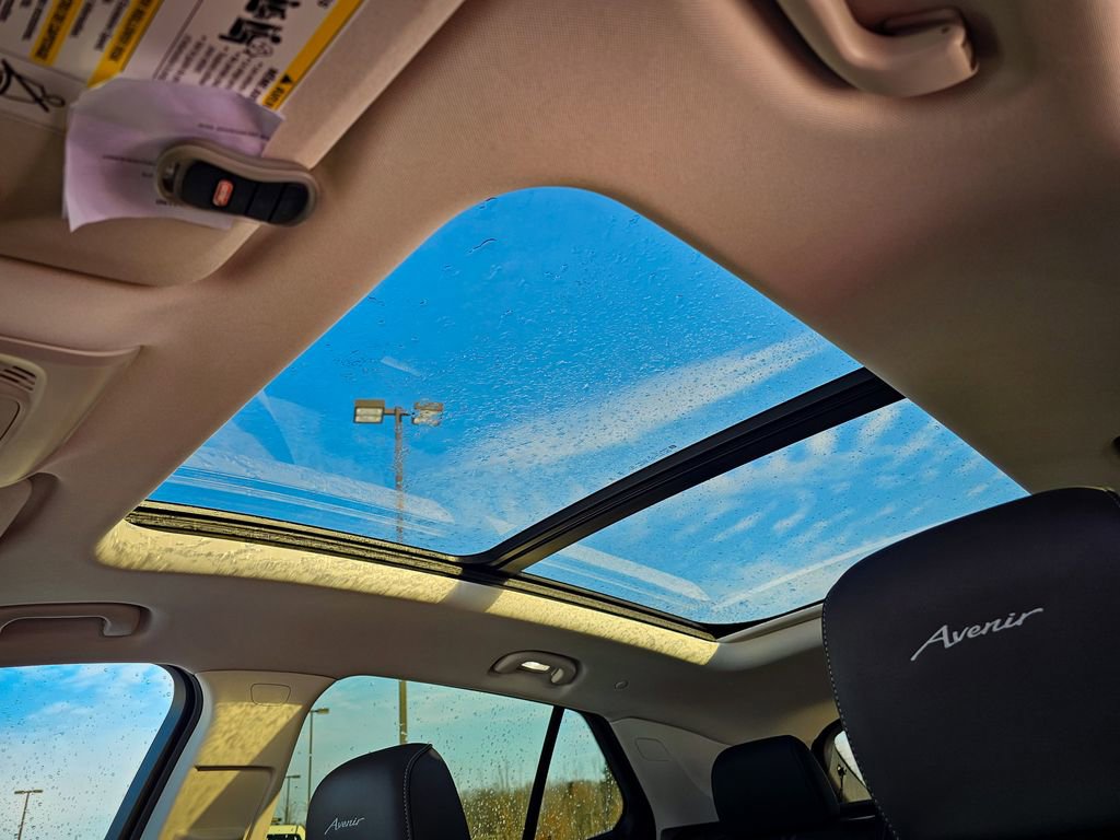 New 2026 Buick Envision Avenir image 18