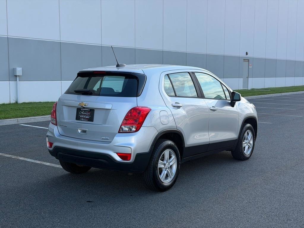 Used 2020 Chevrolet Trax LS AWD/4WD image 6