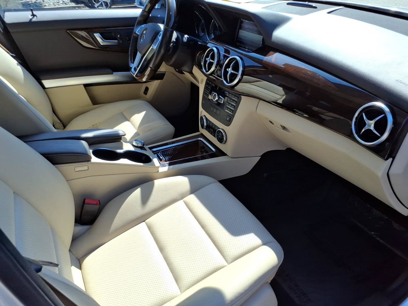 Used 2015 Mercedes-Benz GLK 250 BlueTEC 4MATIC image 26