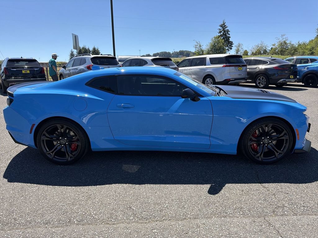 Certified 2023 Chevrolet Camaro SS RWD image 2