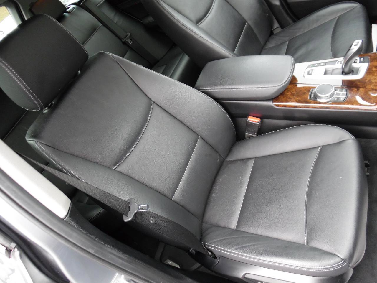 Used 2017 BMW X3 xDrive28i AWD/4WD image 23