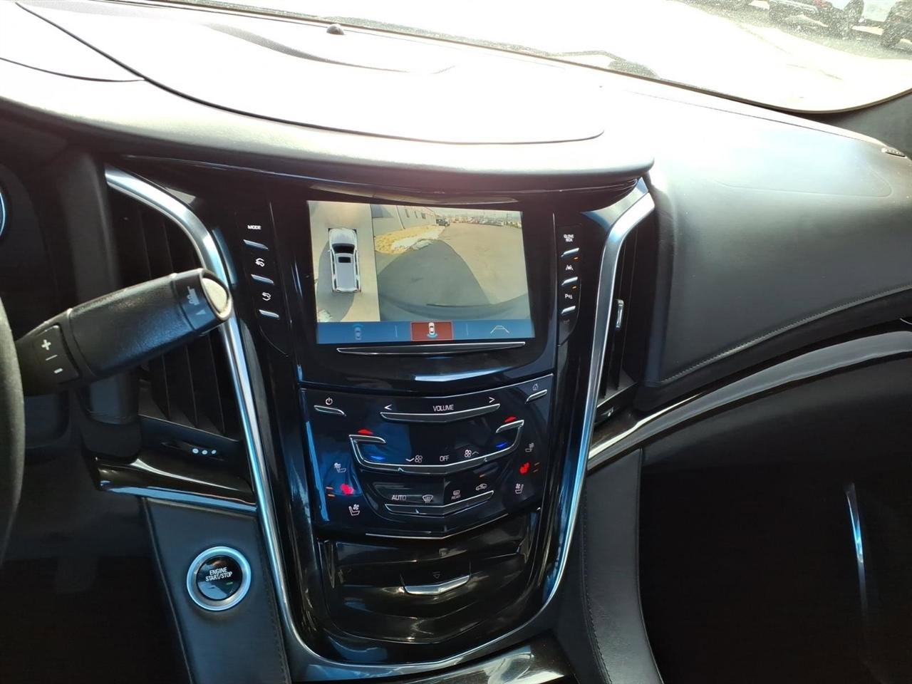 Used 2017 Cadillac Escalade Platinum image 15