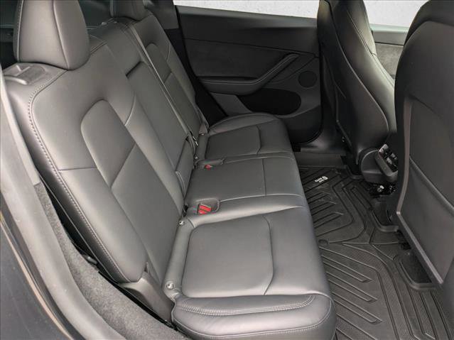 Used 2024 Tesla Model Y Long Range RWD image 22