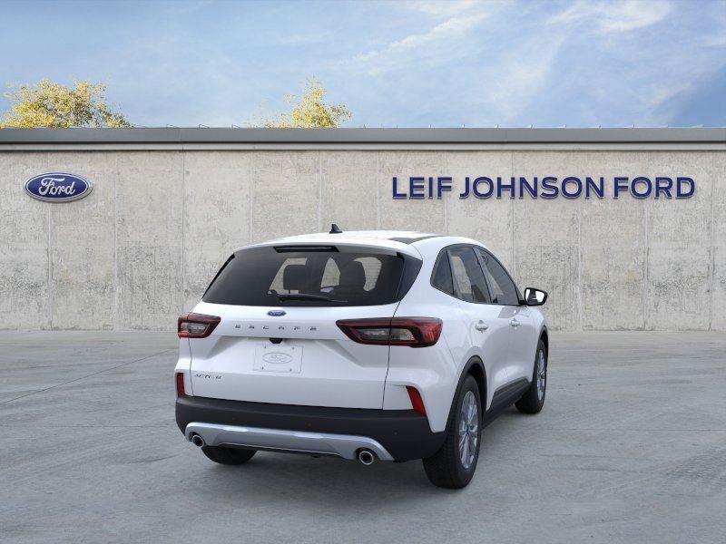 New 2026 Ford Escape Active w/ Tech Pack #1 FWD image 8