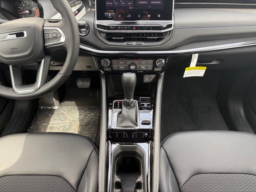 New 2026 Jeep Compass Latitude AWD/4WD image 30