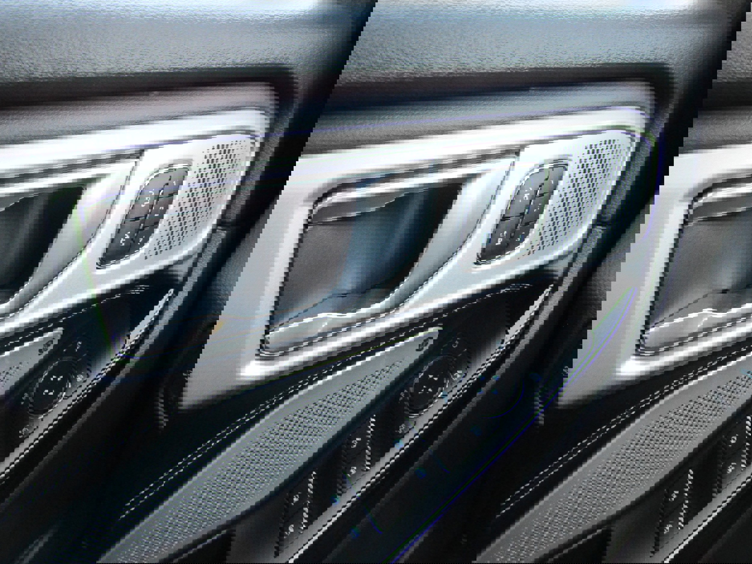 Certified 2022 Ford Explorer ST w/ Equipment Group 401A image 31