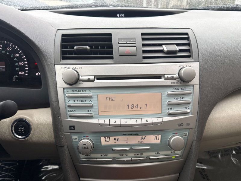 Used 2008 Toyota Camry XLE FWD image 25